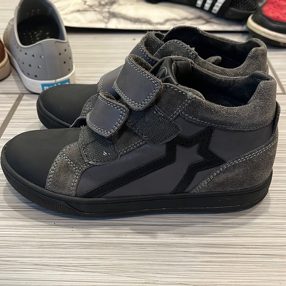 Other - Naturino brand new high top boys shoes. Size 31. Approx size 1